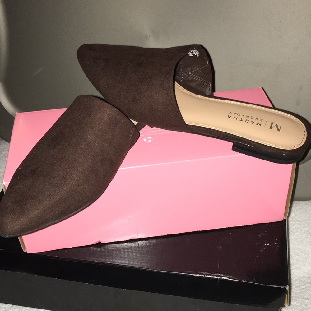 🌹🌹Gorgeous NWT comfortable Mules Brown perfect - Picture 4 of 5